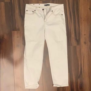 Women’s jeans